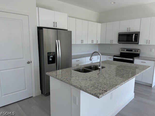 Foto del edificio - 7012 Jolly Cir