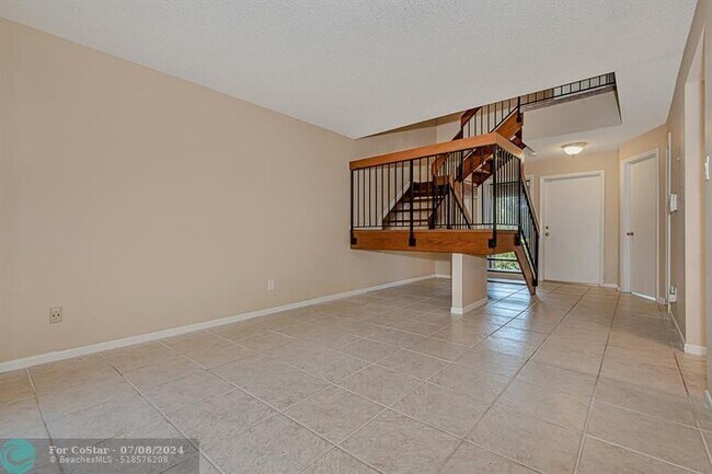 Foto del edificio - 9977 W Atlantic Blvd