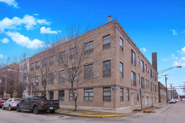 Primary Photo - 2221 N Lister Ave