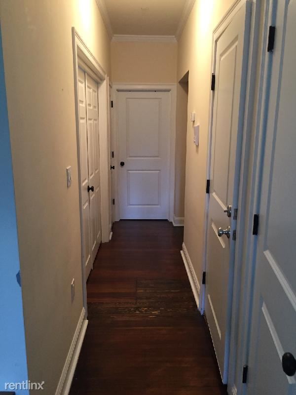Building Photo - 18 Robeson St