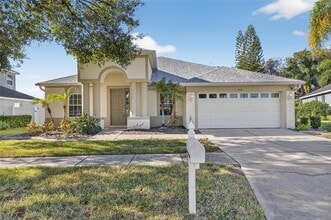 Building Photo - 9115 Pinebreeze Dr