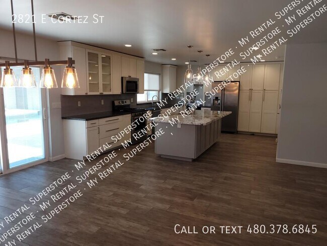 Foto del edificio - 2821 E Cortez St