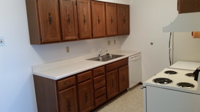 Building Photo - 1127 Tiffany Pl