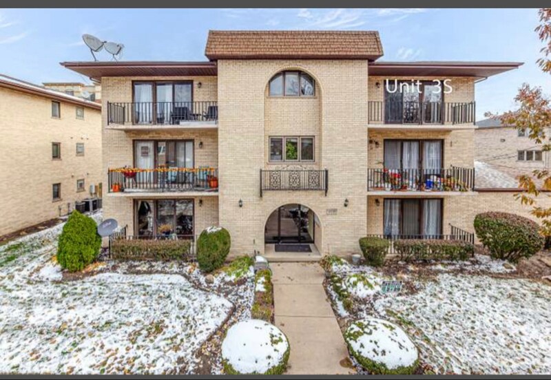 Photo - 9535 S 53rd Ave (Oak Lawn, IL)