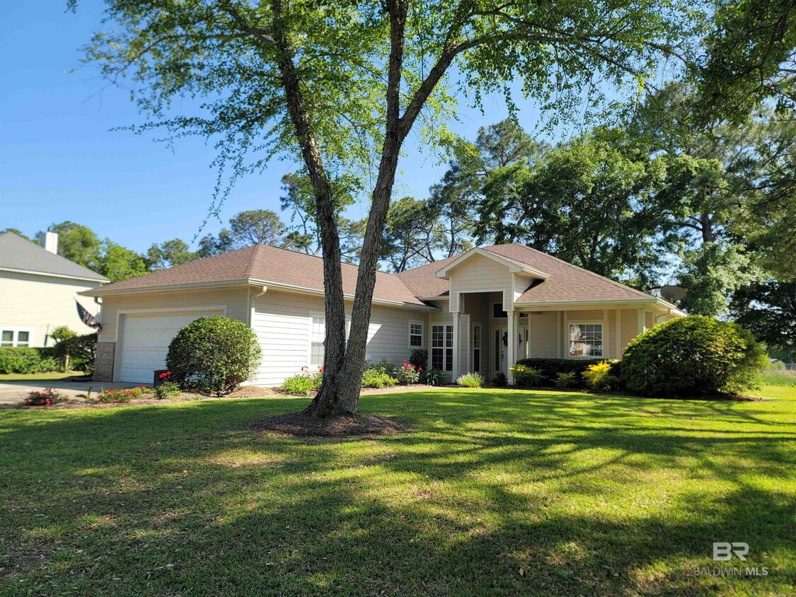 Primary Photo - 604 Pinehurst Point