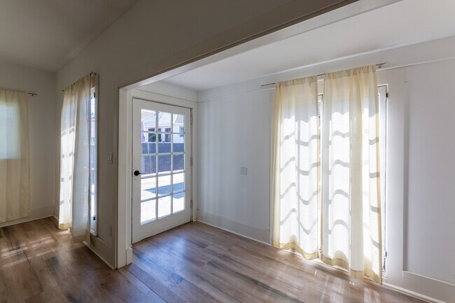 Foto del edificio - 3201 W 18th St