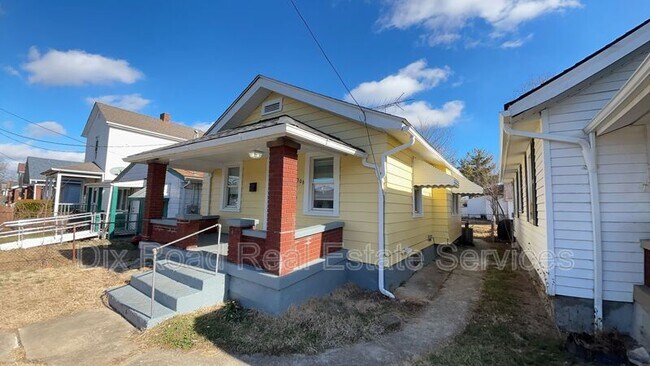 Foto del edificio - 306 Hudson Ave