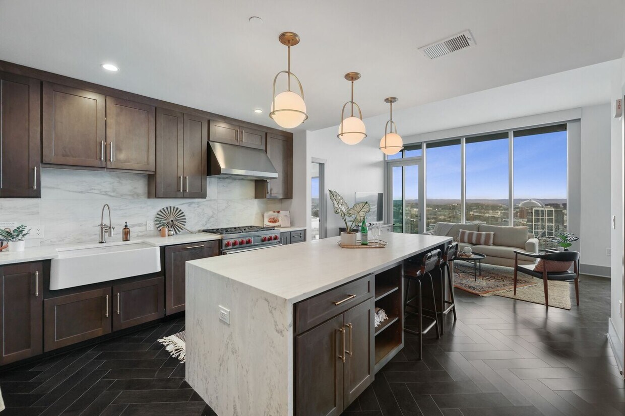 Foto principal - High-Rise Living 1st Month FREE