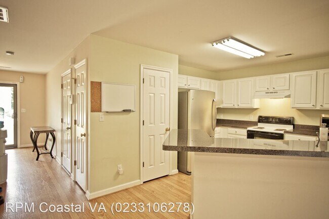 Foto del edificio - 3 br, 2.5 bath House - 121 Frissell Street
