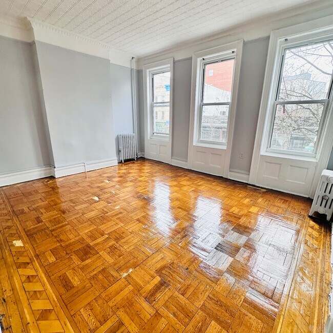 Foto del edificio - 706 Washington Ave