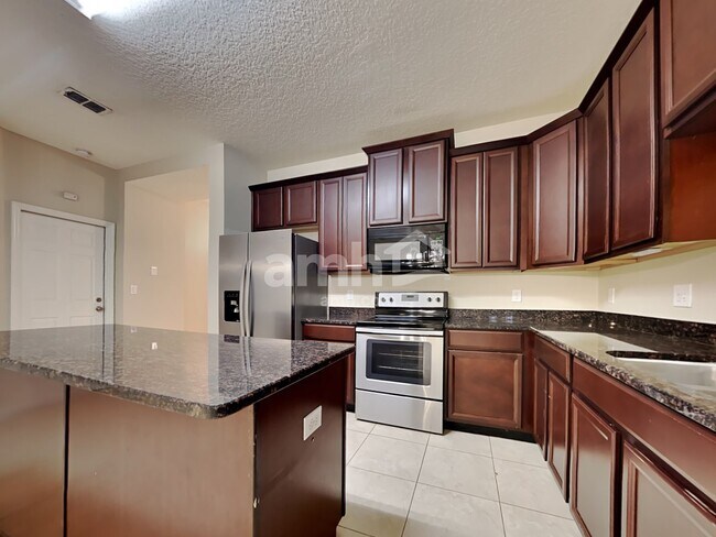 Building Photo - 743 Sunny Stroll Dr