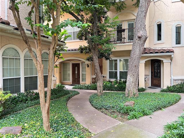 Foto del edificio - 7809 Linwood Ave