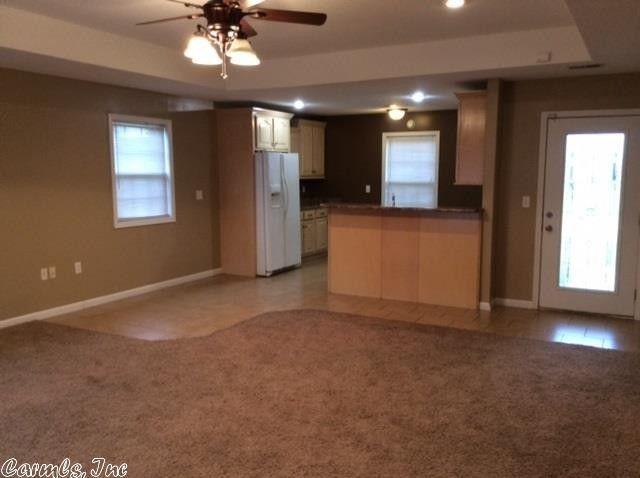 Building Photo - 103 Jera Cove