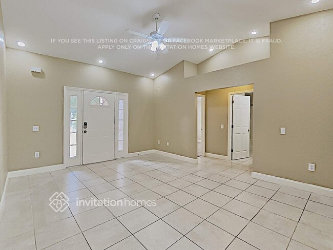 Building Photo - 409 Blackbird Way