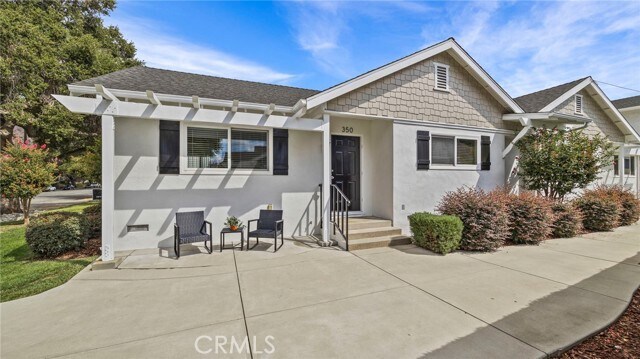 Building Photo - 350 N Glendora Ave