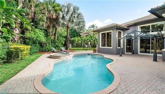 Foto del edificio - 7517 NW 127th Manor