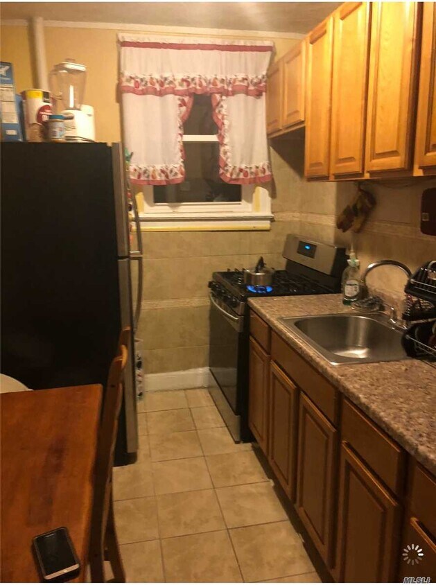 Foto principal - 3412 Beverley Rd