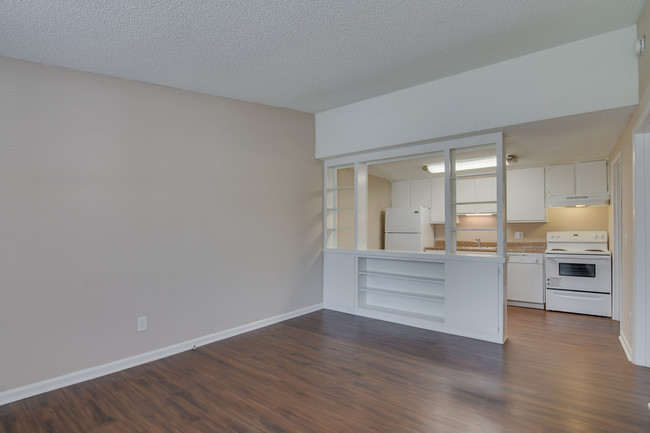Building Photo - 157 Fister Ct