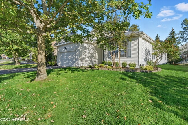 Building Photo - 225 Mirage Blvd