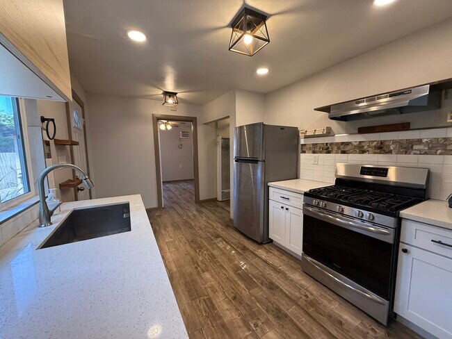 Foto del edificio - 2661 Newell St