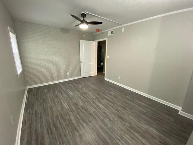 Foto del edificio - 580 Holly St NW