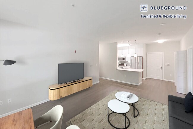 Building Photo - 160 Boylston St