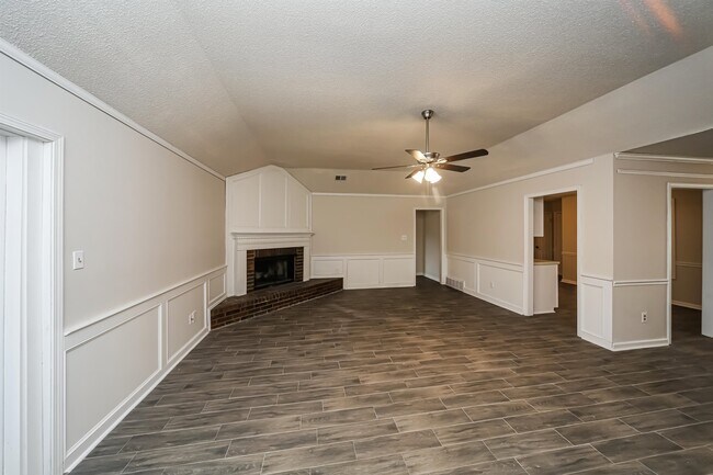 Building Photo - 5155 Sunny Autumn Ln