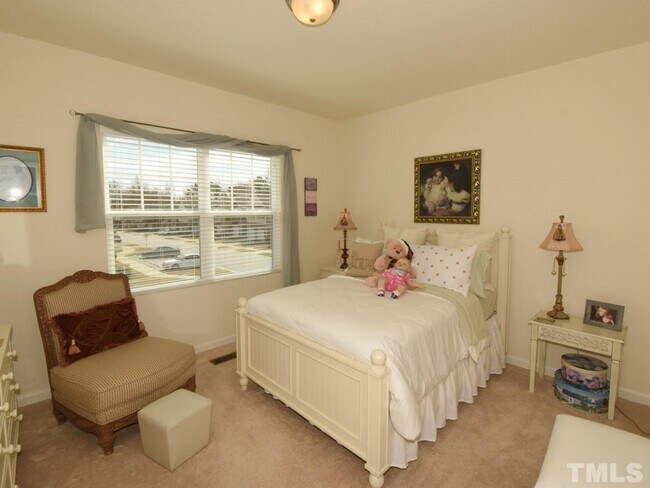 Foto del edificio - 801 Trendy Ln