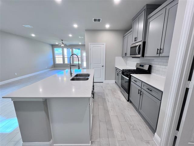 Foto del edificio - 808 Portina Dr