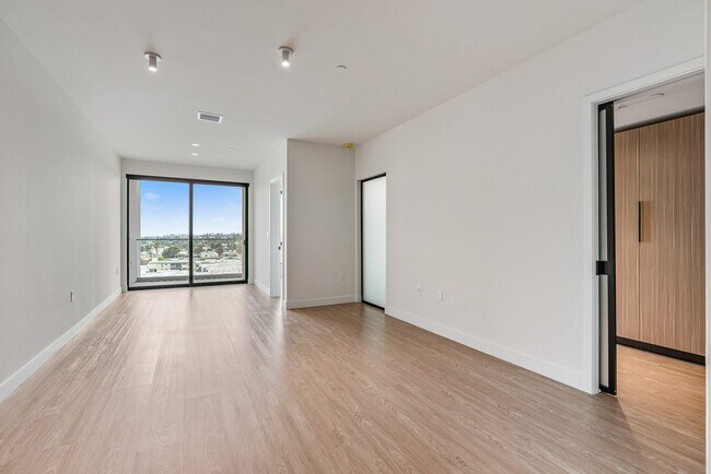 Building Photo - Venue Residences