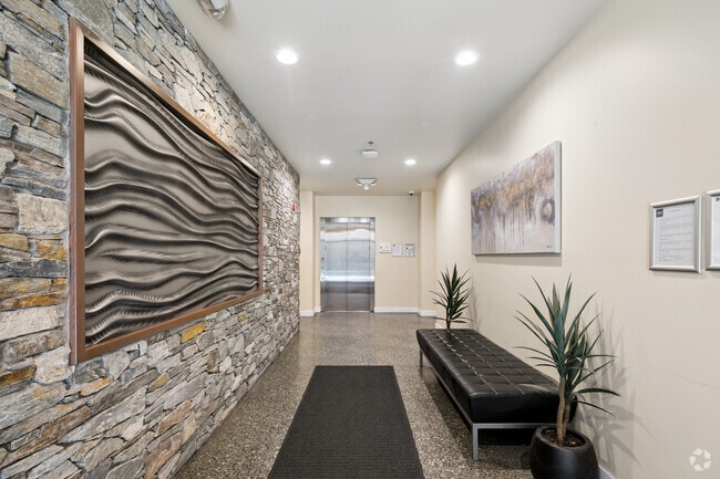 Lobby - Herons Landing