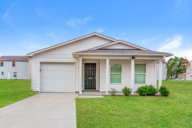 Building Photo - 1213 Fescue Rd