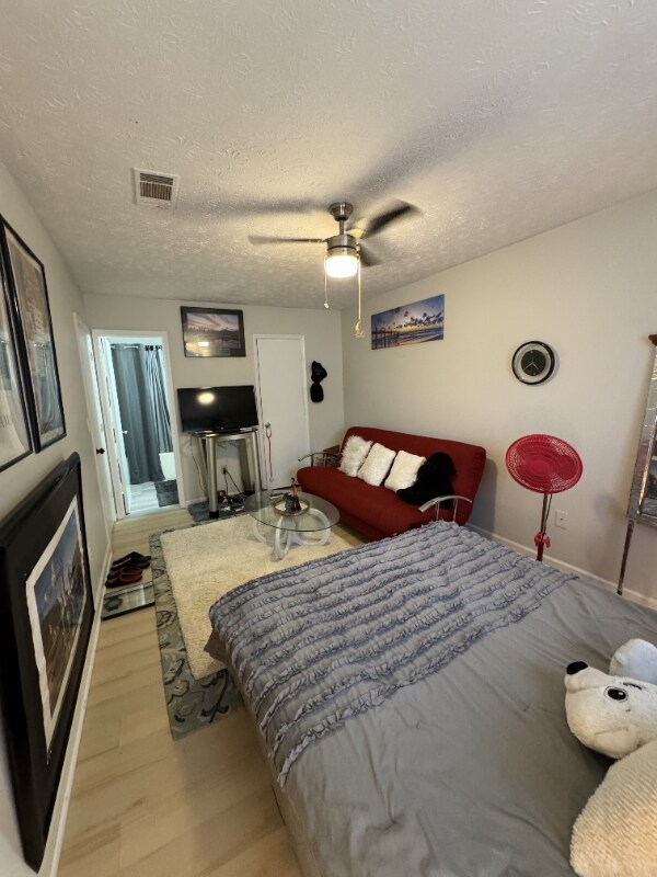 Building Photo - 5788 Sheldon Ct
