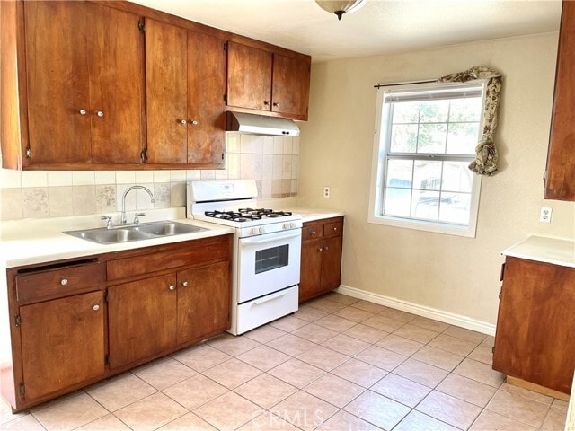 Foto principal - 14650 Boyle Ave