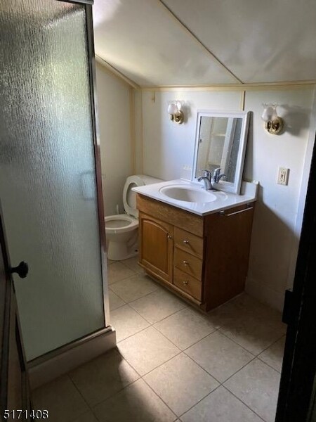 Building Photo - 9 Woods Dr