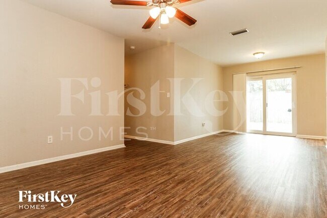 Foto del edificio - 5770 93rd Ave N