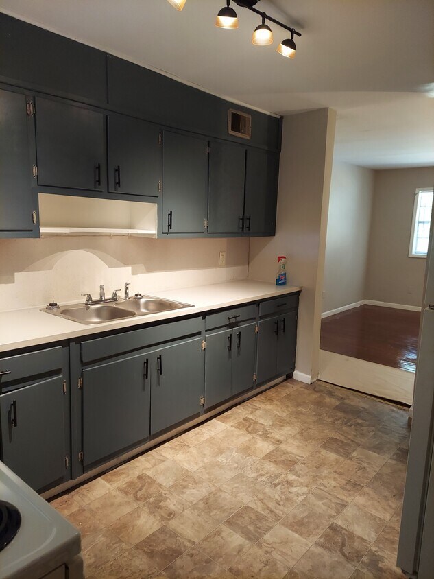 Foto principal - 245 Stafford St NW