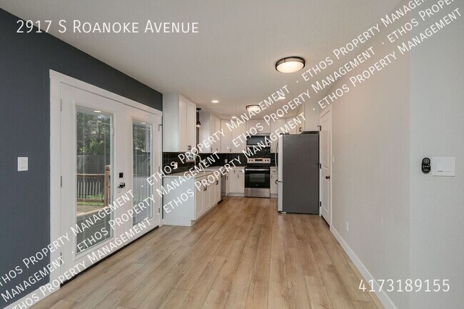 Foto del edificio - 2917 S Roanoke Ave