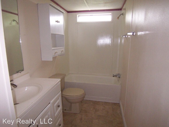 Building Photo - 1630 England Dr