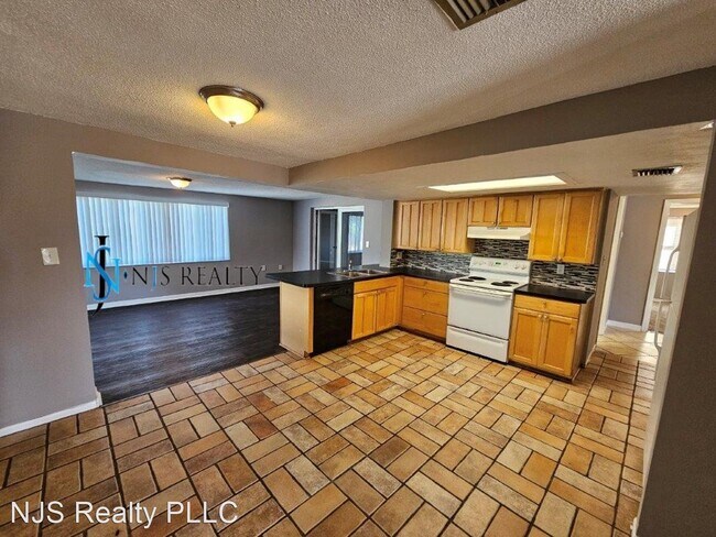 Building Photo - 4 br, 2 bath House - 7321 Mayfield Dr.