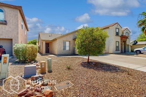 Building Photo - NOW AVAILABLE! - 4897 E Meadow Creek Way, ...