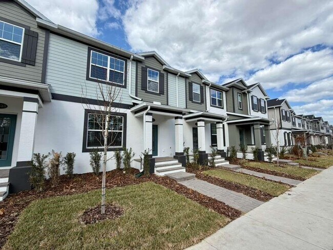 Building Photo - 15517 Bay Brg St