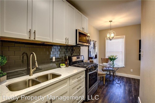 Building Photo - 1 br, 1 bath House - 615 N Marsalis Avenue #6