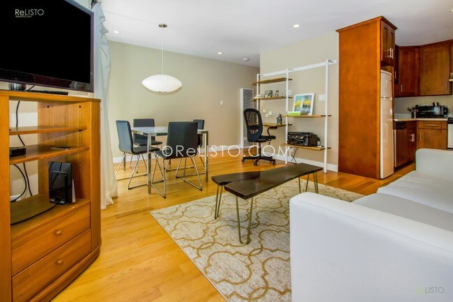 Foto del edificio - 716 2nd Ave