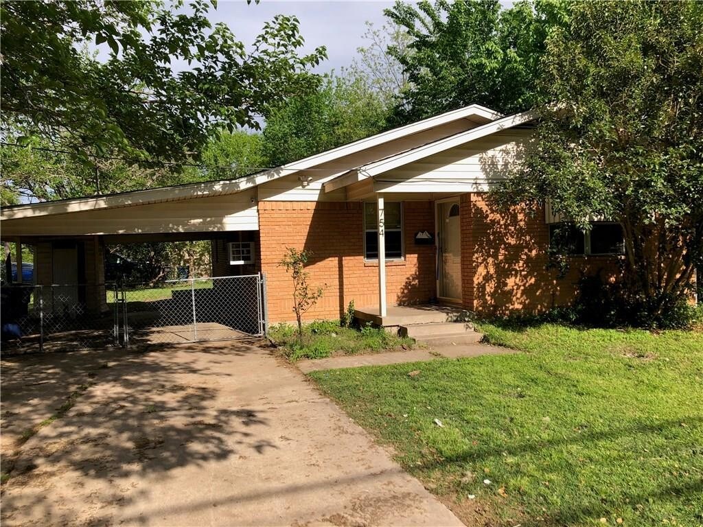Primary Photo - 754 Holcomb Rd
