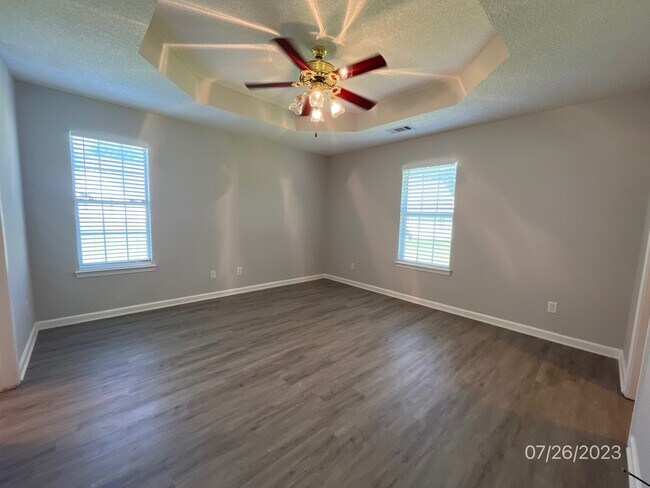 Building Photo - 3672 Jervis Ct