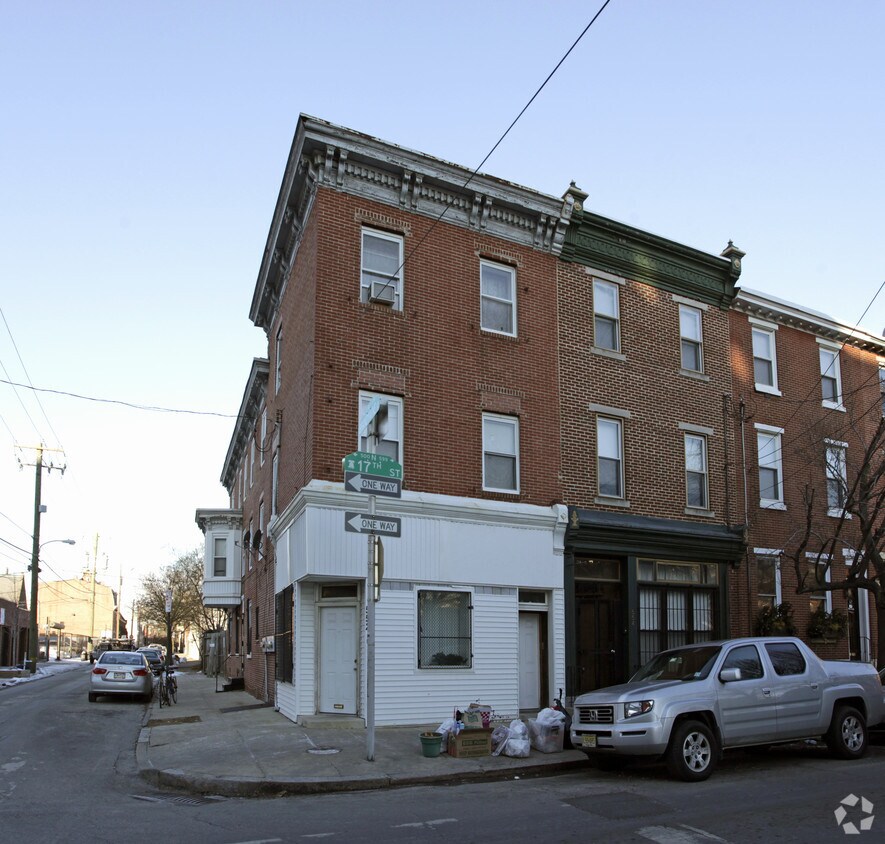 Primary Photo - 552 N 17th St
