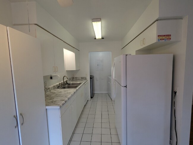 Foto del edificio - 3600 SW 23rd St