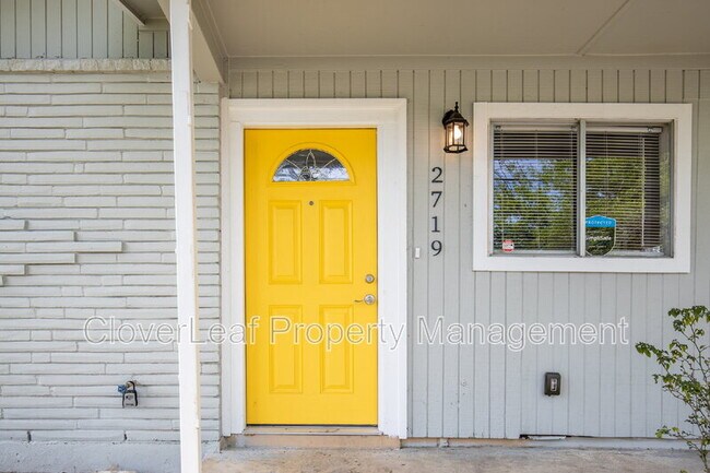 Building Photo - 2719 Gunsmoke Dr