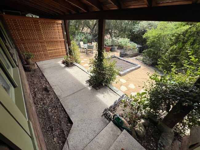 Building Photo - 2578 Mt Diablo Scenic Blvd